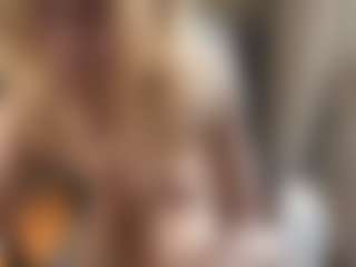 Live cam show with MilaHill - Smoking on Camsoda