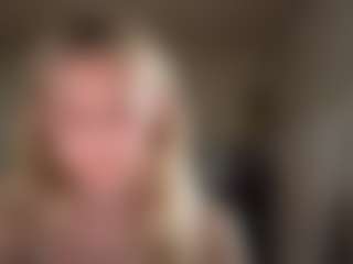 Live-camshow met MilaHill - Body Massage op Camsoda