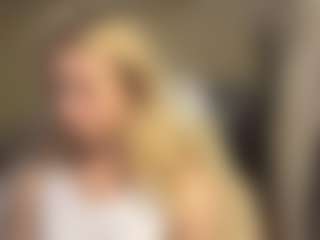 Live cam show with MilaHill - Yoga on AdultVida.com