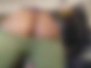 Chocolate Bunny's Live Sex Cam Show