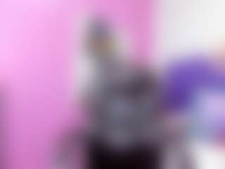 Mara-Summerr's Live Sex Cam Show