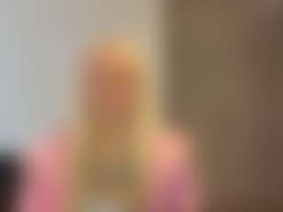 Live cam show with PenelopeMitchell - Granny Brown Hair on SxyPornLive