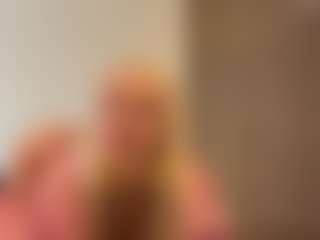 Live cam show with PenelopeMitchell - Granny Blonde Hair on fapnchat