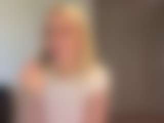 Live cam show with PenelopeMitchell - Granny Dildo on Strip Flash - Live Sex Shows