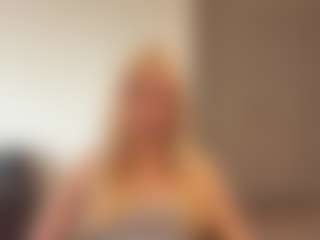 Live cam show with PenelopeMitchell - Granny Dildo on CamSextacy