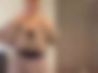 Live cam show with PenelopeMitchell - Tattoos Granny on AdultVida.com