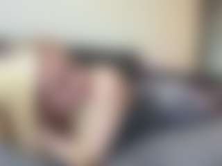 Live cam show with PenelopeMitchell - Squirt Blonde Hair on TeamSkeetLive