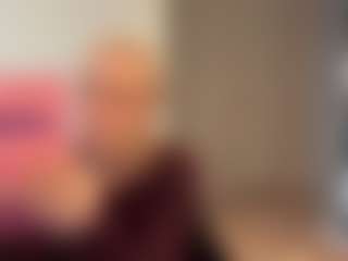 Live cam show with PenelopeMitchell - Granny on Camsoda