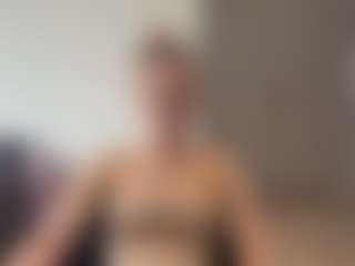 Live cam show with PenelopeMitchell - Average on slutload