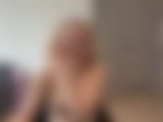 Live cam show with PenelopeMitchell - Yoga Young Adult on Fling VIP Chat
