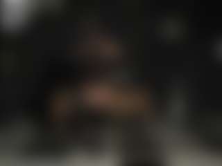Show de cam en vivo con Mistress Jolie - Strapon en Camsoda