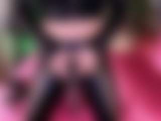 Live cam show with Mistress Jolie - Blue Eyes on sexytreat.net