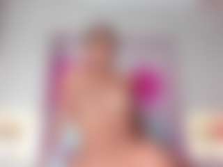 Live cam show with Pame - Athletic Strip on AdultVida.com