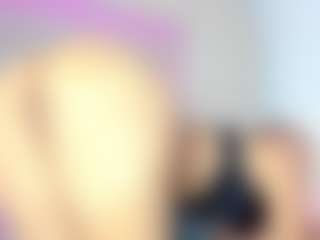 Live cam show with Pame - Deepthroat on livesuperchat.net