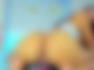 Live cam show with Pame - Black Small Tits on Hubzter Live