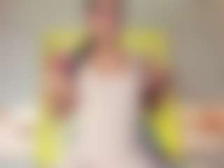 Live cam show with Pame - Athletic on CamClone