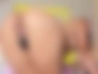 Live cam show with Pame - American Petite on CamSextacy | colombia