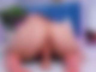SaraaAlvarexz's Live Sex Cam Show