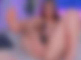 Live cam show with SaraaAlvarexz - Fingering on AdultVida.com