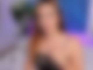 Live cam show with SaraaAlvarexz - Striptease Latina on Camsoda