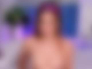 Live cam show with SaraaAlvarexz - Ass Bouncing on StripNow