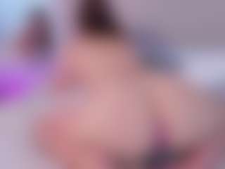 SaraaAlvarexz's Live Sex Cam Show