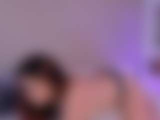 SaraaAlvarexz's Live Sex Cam Show
