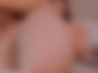 Live cam show with SaraaAlvarexz - Twerk on Camsoda