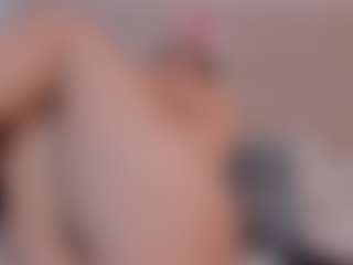 Live cam show with SaraaAlvarexz - Red Hair Shaved Pussy on Camming Site