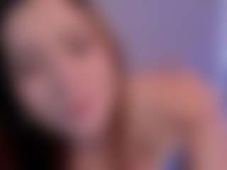 Live cam show with SaraaAlvarexz - Average on Camsoda