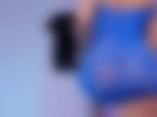 Live cam show with SaraaAlvarexz - College Latina on Camsoda