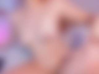 Live cam show with SaraaAlvarexz - Handjob on Camsoda
