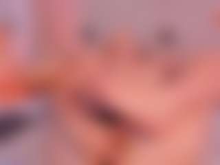 Live cam show with SaraaAlvarexz - Blowjob on 1on1-livenow
