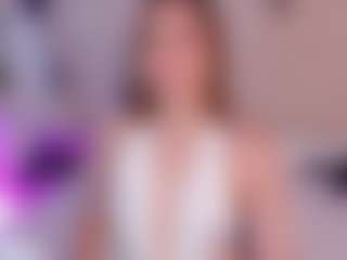 Live cam show with SaraaAlvarexz - Striptease Latina on CamwithHer