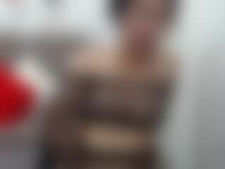 Live cam show with Velvet - Mature on TeamSkeetLive