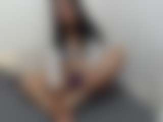 Live cam show with Velvet - College Mature on CamwithHer