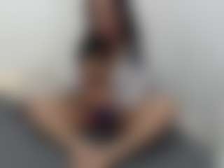 Live cam show with Velvet - Middle Aged on Camsoda