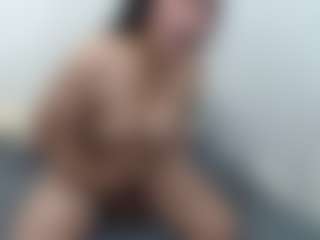 Live cam show with Velvet - Curvy Middle Aged on Instabang