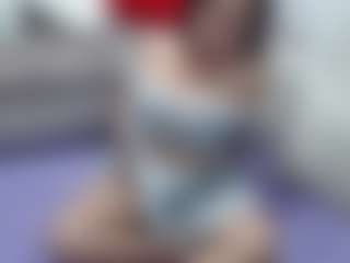 Live cam show with Velvet - Shaved on Camsoda