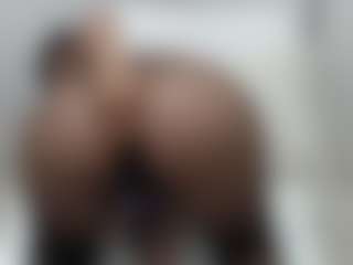 Live cam show with Velvet - Lovense on Mixed Magazine Live
