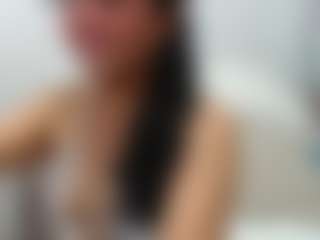 Live cam show with Velvet - Shaved on livesuperchat.net