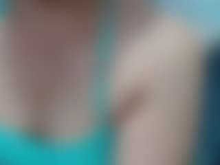 Spettacolo in cam dal vivo con Velvet - Small Tits Mature su Camsoda