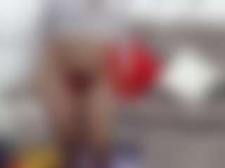 Live cam show with Velvet - Petite Young Adult on Camming Site