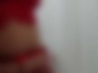 Live cam show with Velvet - Shaved on Camsoda