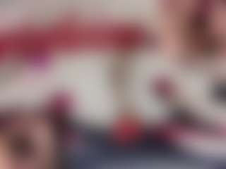 Live cam show with Ambielicious - Young Adult on Dolls Live