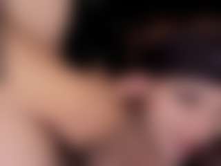 Ambielicious MILF webcam performer live streaming