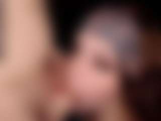 Live cam show with Ambielicious - Fuck Machine on Fling VIP Chat
