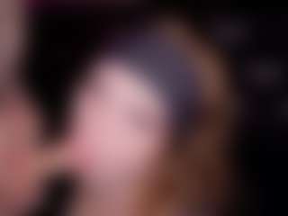 Live cam show with Ambielicious - Toys on Streamer API