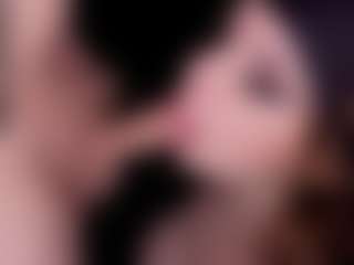 Live cam show with Ambielicious - Strip on Milfs Live