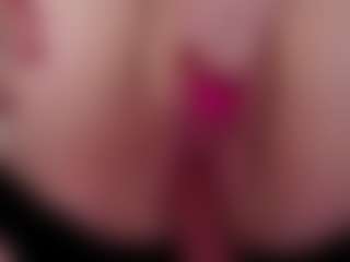 Live cam show with Ambielicious - Fuck Machine on CamwithHer